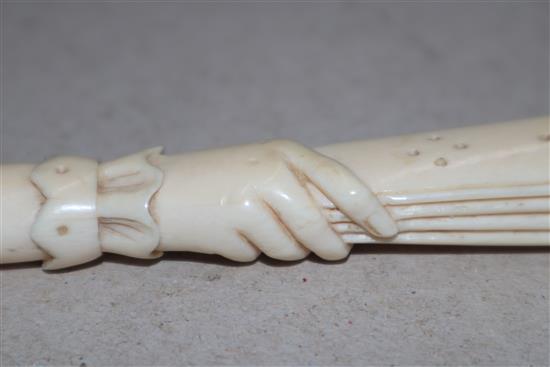 A Victorian ivory parasol handle